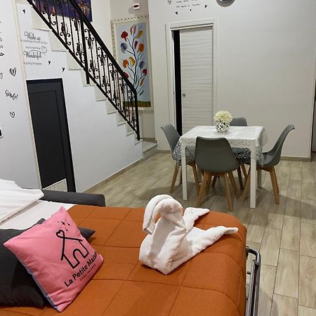 La Petite Maison ナポリ エクステリア 写真