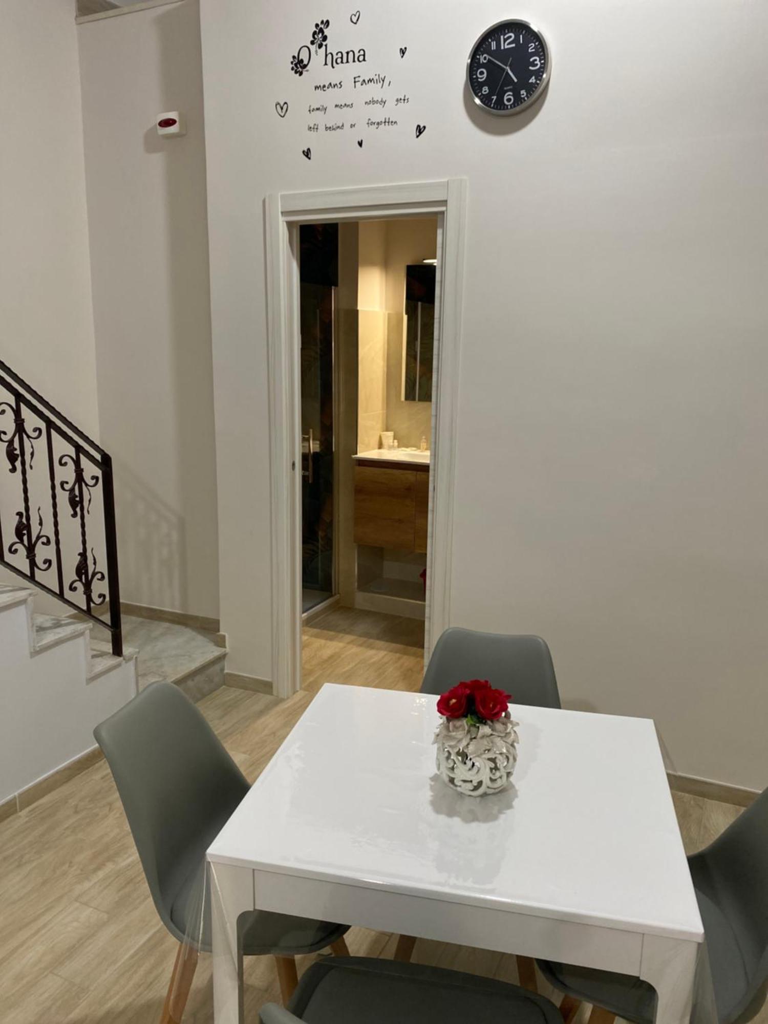 La Petite Maison ナポリ エクステリア 写真