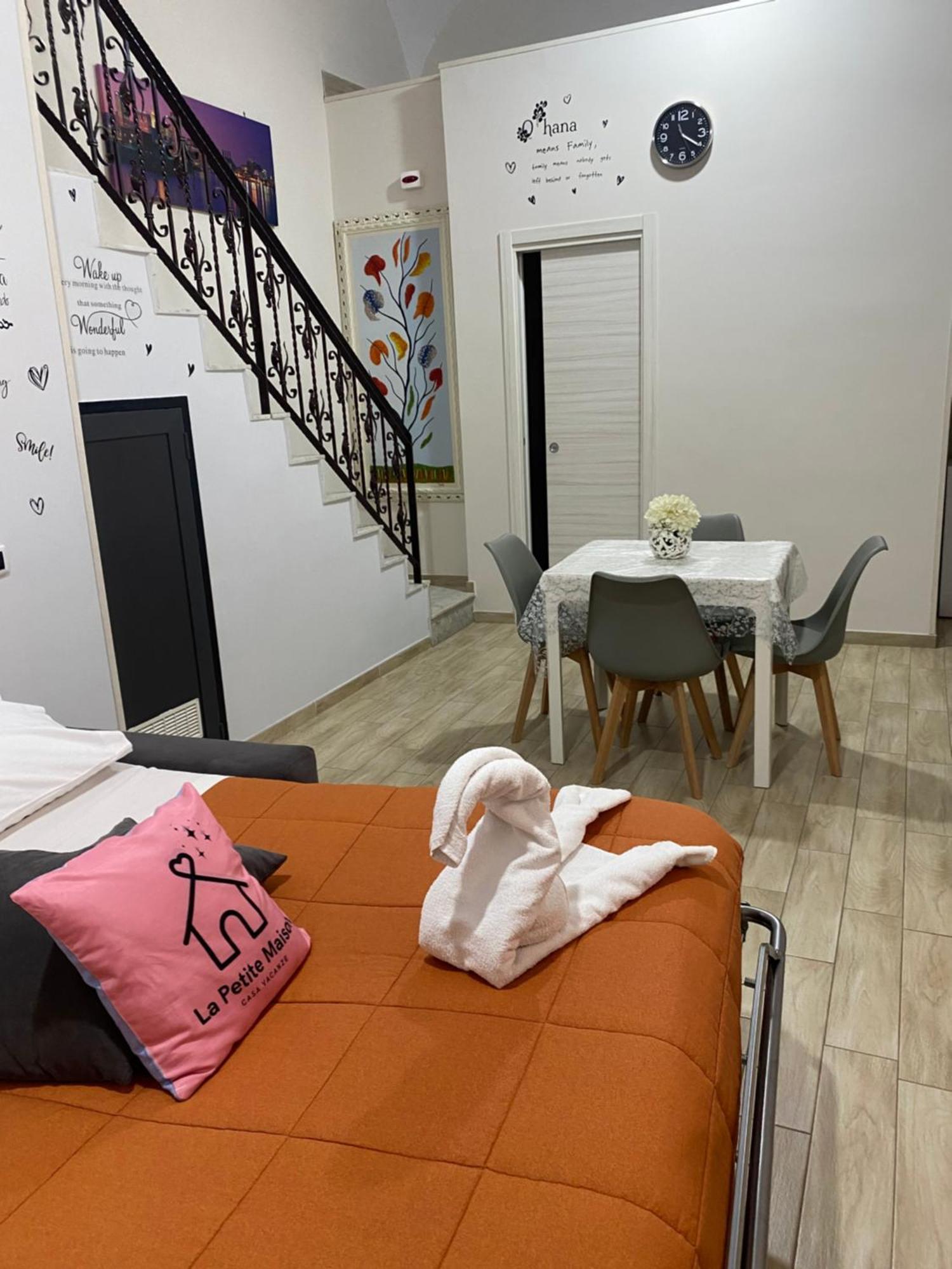 La Petite Maison ナポリ エクステリア 写真